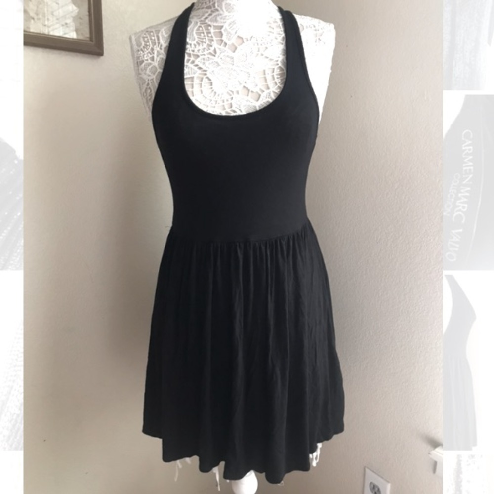 Kimchi blue small black dress.
